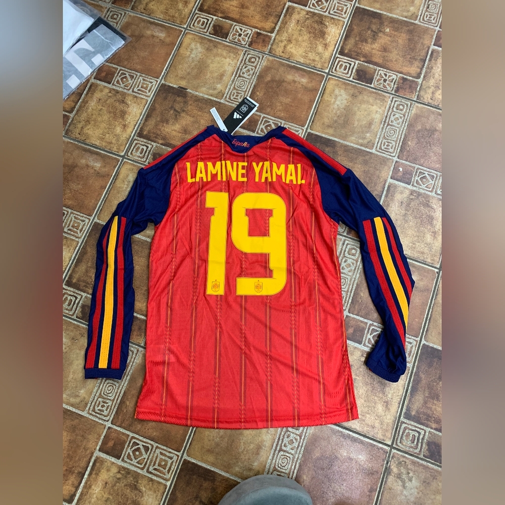 Adidas Spain 2026 Lamine Yamal Long Sleeve World Cup Player Jersey Size M - Picture 2 of 5